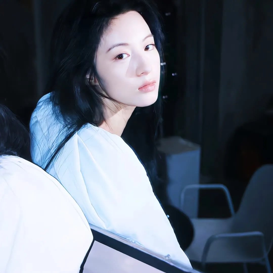 胡说,哪有什么吸血鬼!